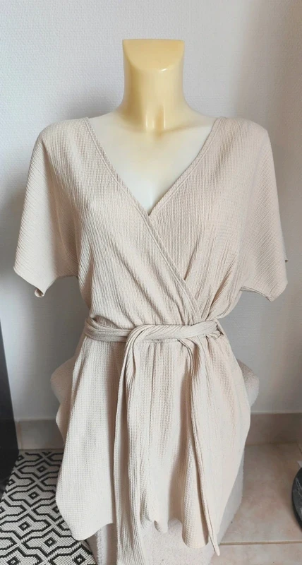 Combishort d'été beige fluide coupe ample / décontractée légère et aérienne T38/